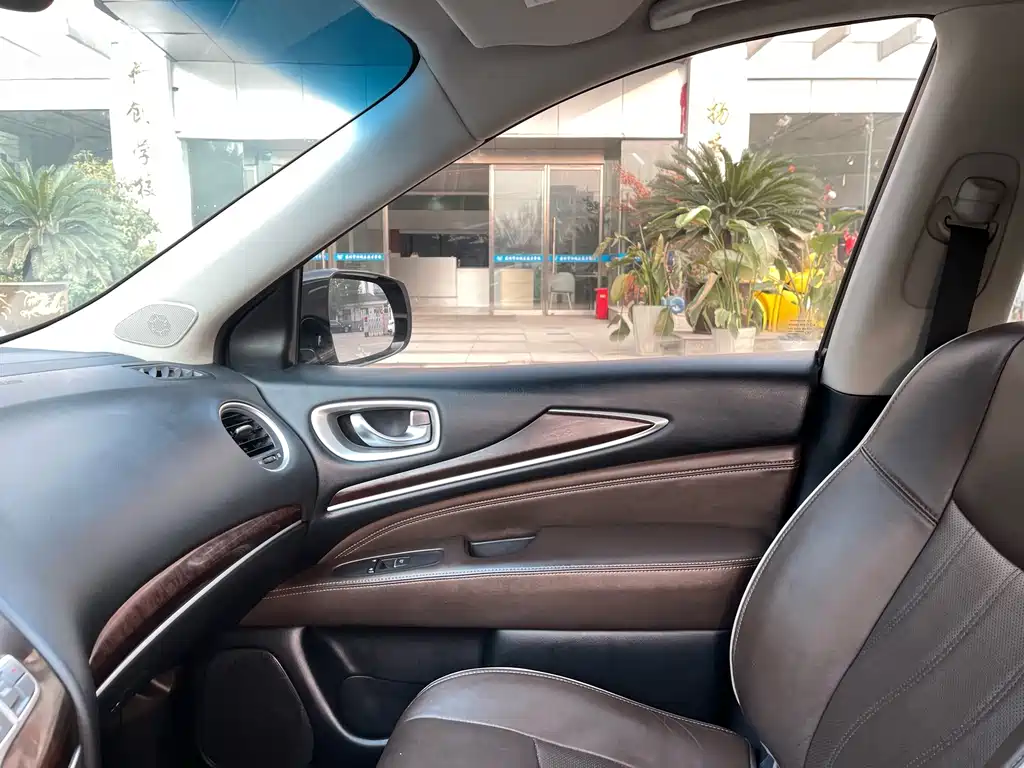 Infiniti QX60 (Import) — миниатюра 9