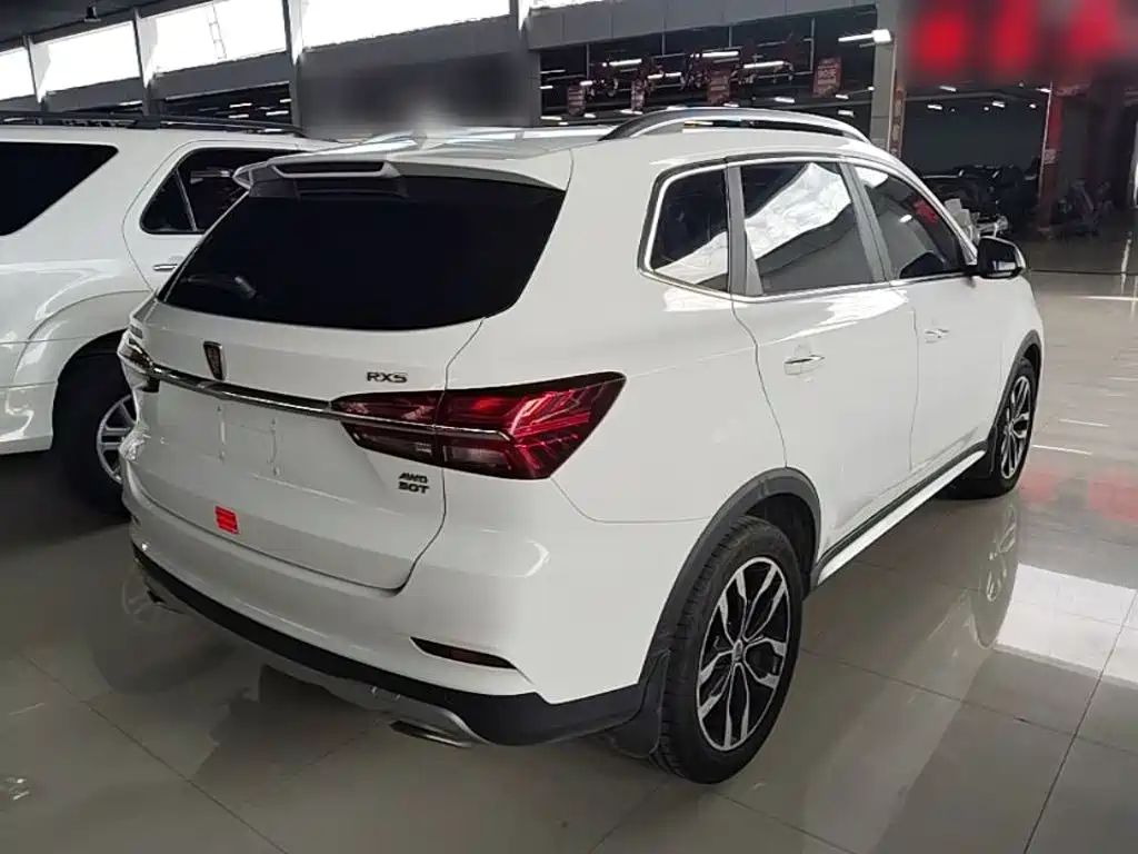 Roewe RX5 — миниатюра 7