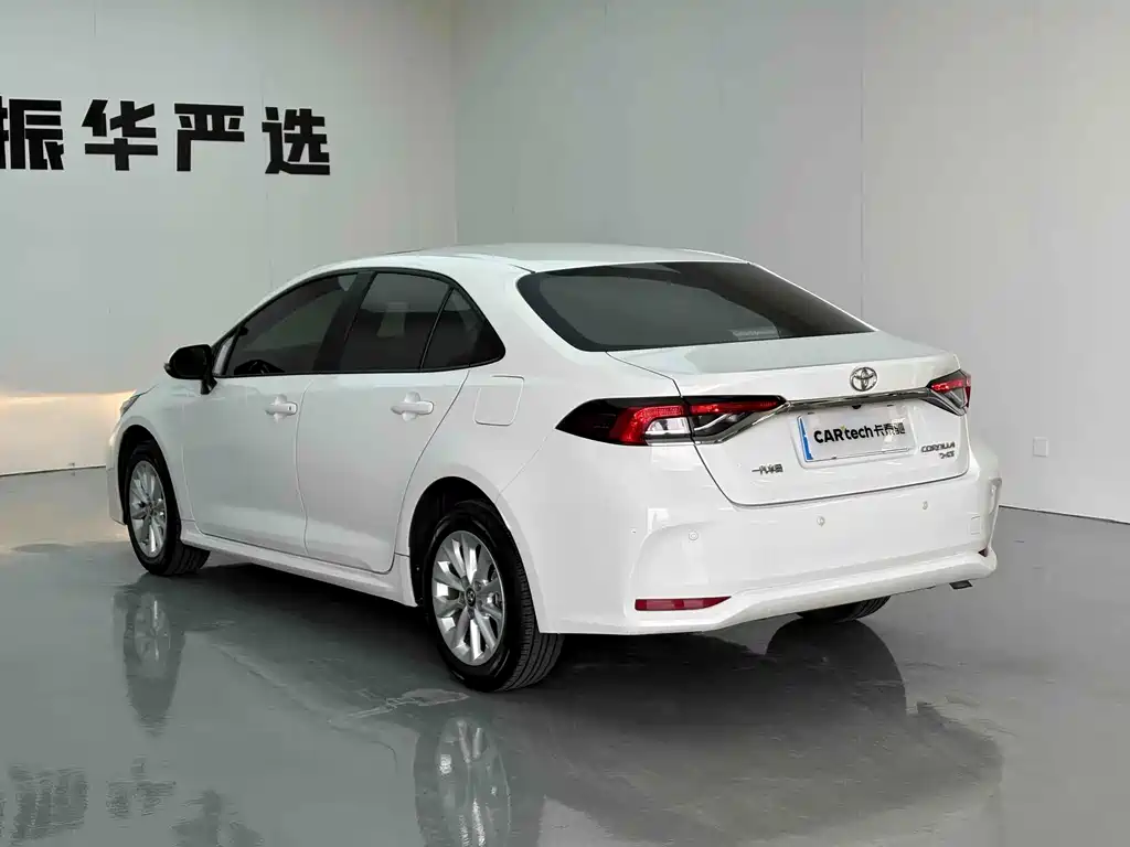 Toyota Corolla — миниатюра 4