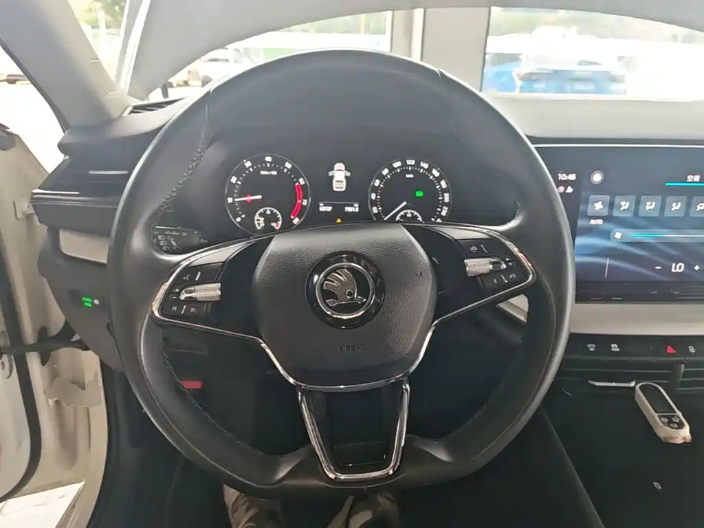 Skoda Octavia — миниатюра 11