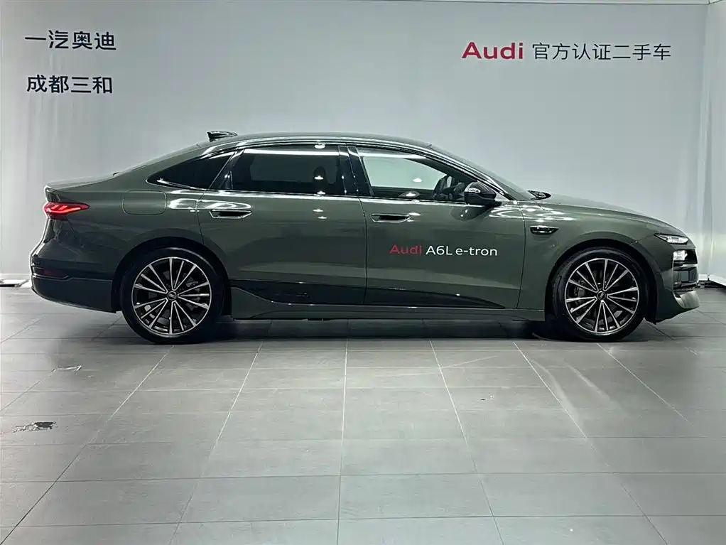 Audi A6L e-tron — миниатюра 3