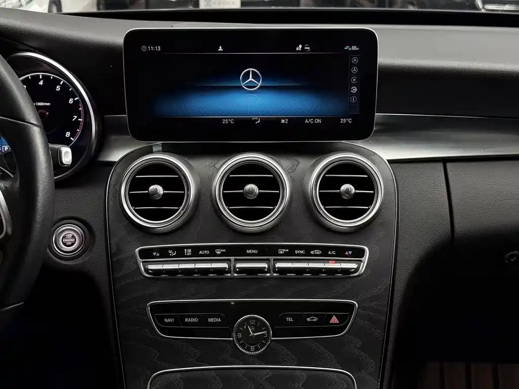 Mercedes-Benz C-Class (Import) — миниатюра 15