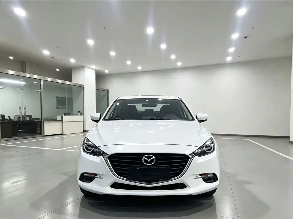 Mazda 3 Axela — миниатюра 2