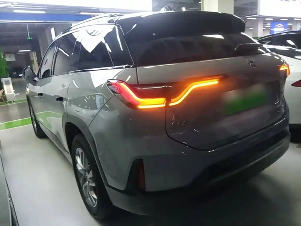 NIO ES6 — миниатюра 5