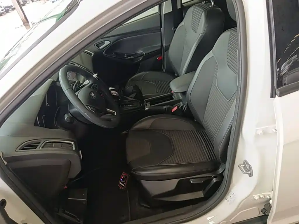 Ford Focus — миниатюра 15
