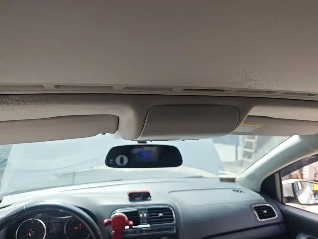 Volkswagen Polo — миниатюра 19