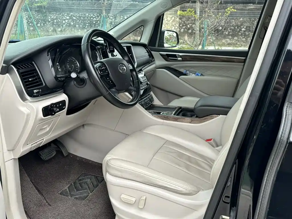 GAC M8 2018 320T Luxury
