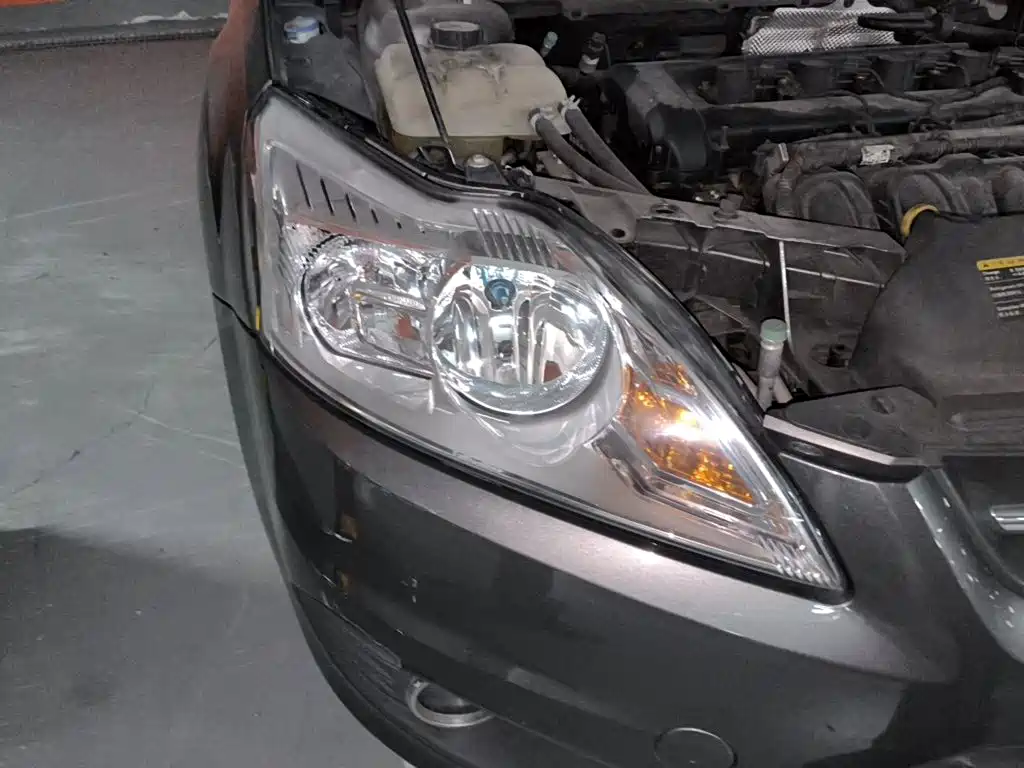Ford Focus — миниатюра 7
