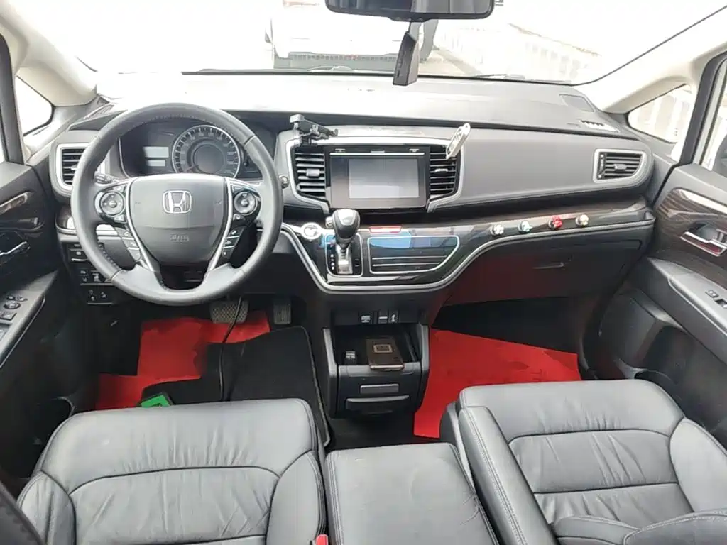 Honda Odyssey — миниатюра 10