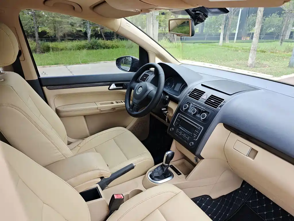 Volkswagen Touran — миниатюра 6