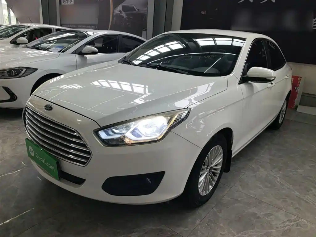 Ford Escort 2016