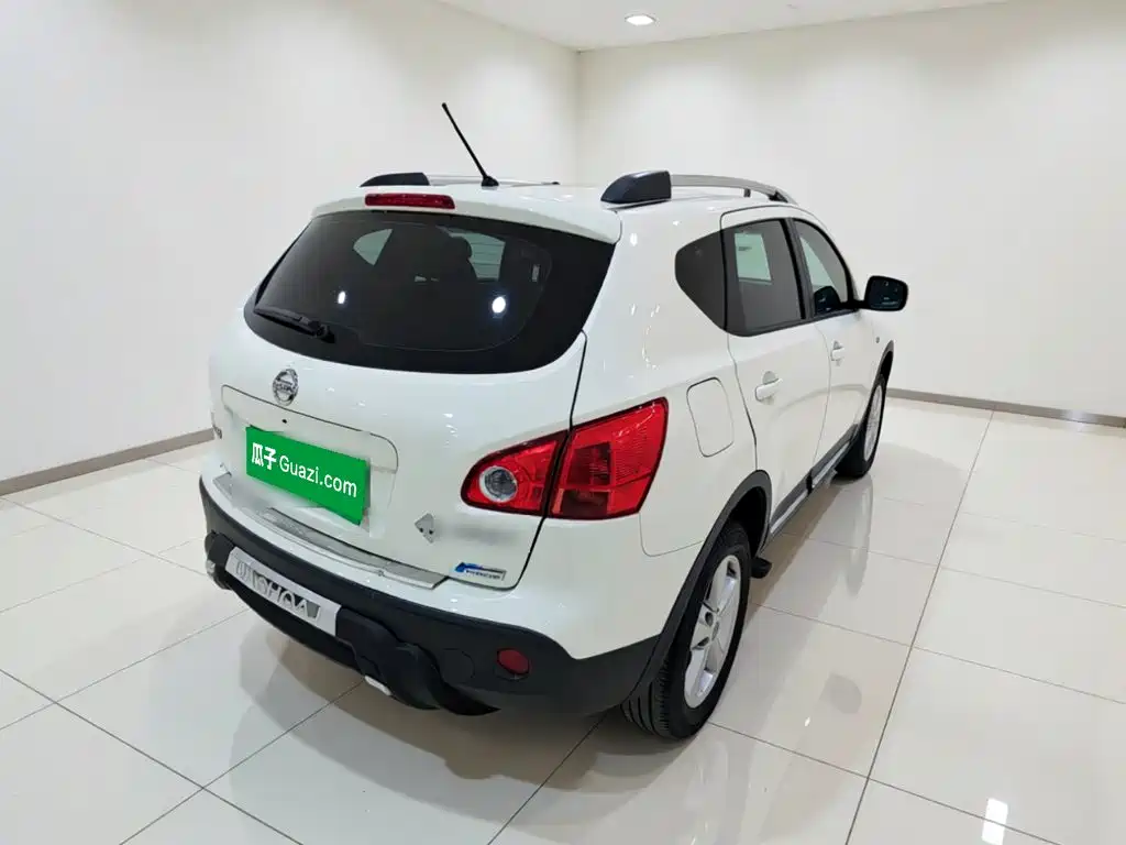 Nissan Qashqai — миниатюра 4
