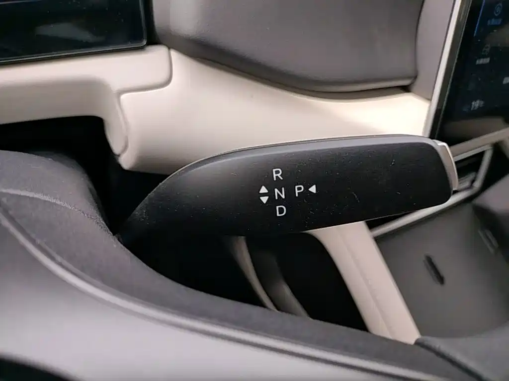 BYD Yuan UP — миниатюра 14