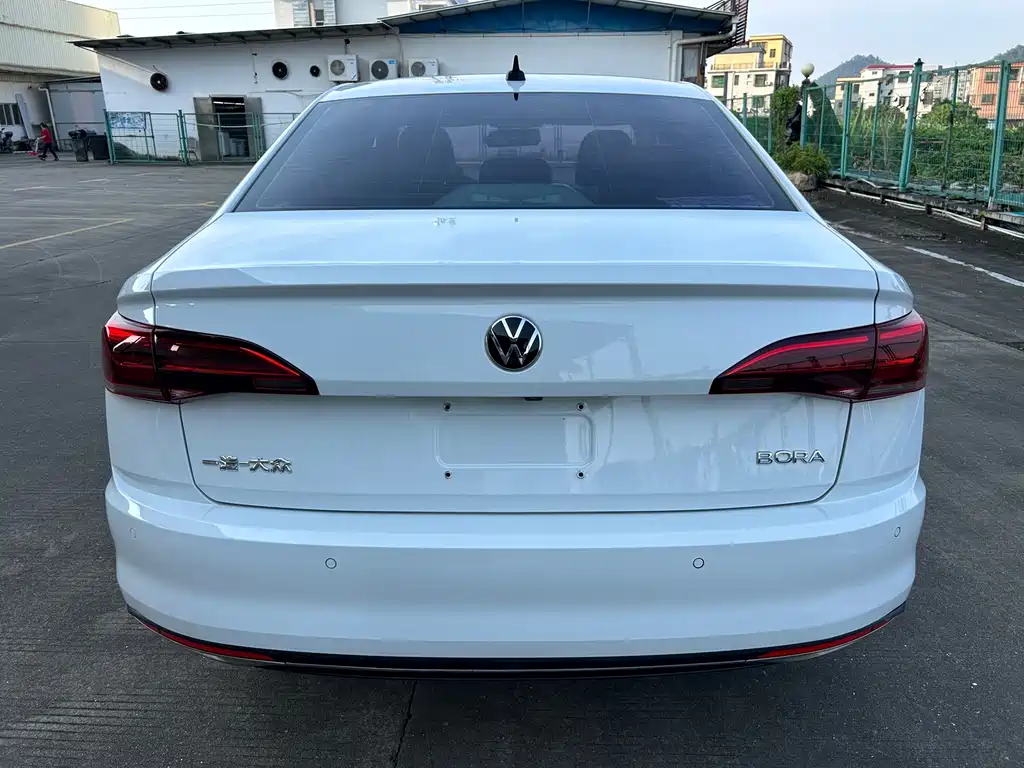 Volkswagen Bora — миниатюра 7