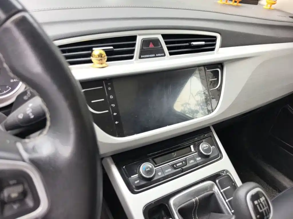 Geely Boyue — миниатюра 9