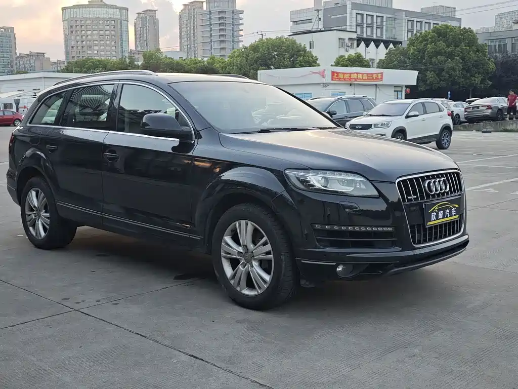 Audi Q7 — миниатюра 3