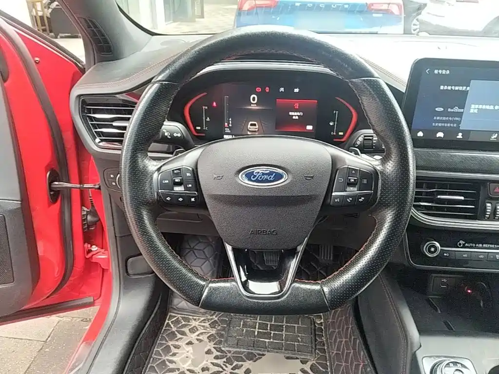 Ford Focus — миниатюра 11