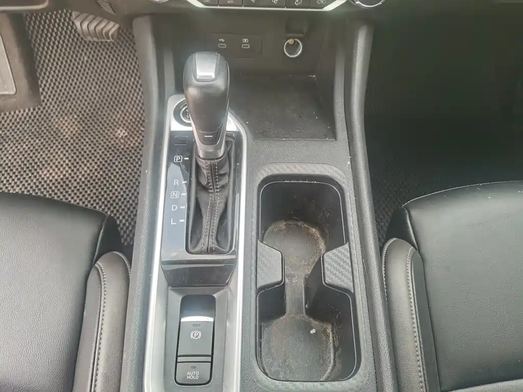 Nissan Sylphy — миниатюра 15