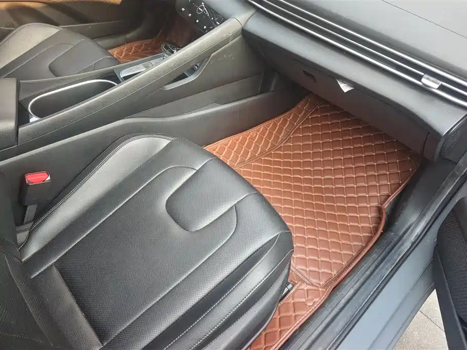 Hyundai Elantra 2021 1.5L CVT LUX Luxury