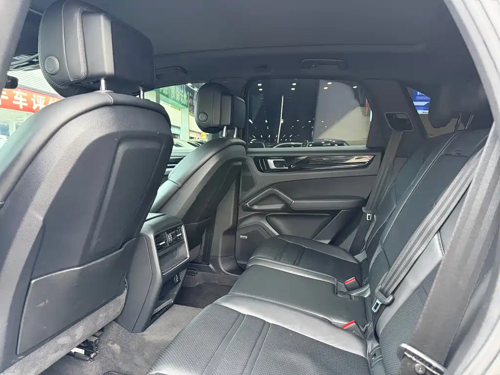 Porsche Cayenne 2019 Cayenne 3.0T