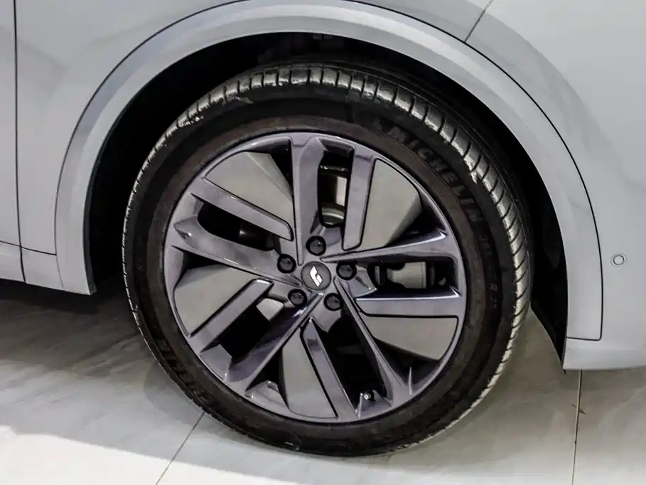 Li Auto Li L9 — миниатюра 34