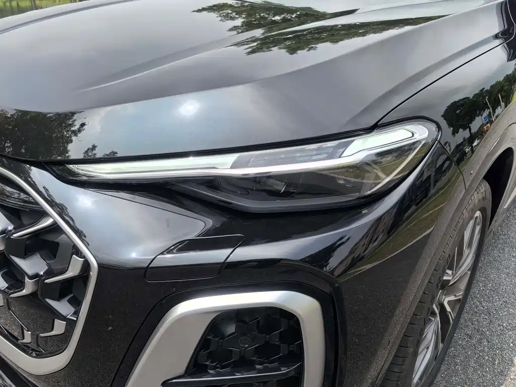 Audi Q5L — миниатюра 13