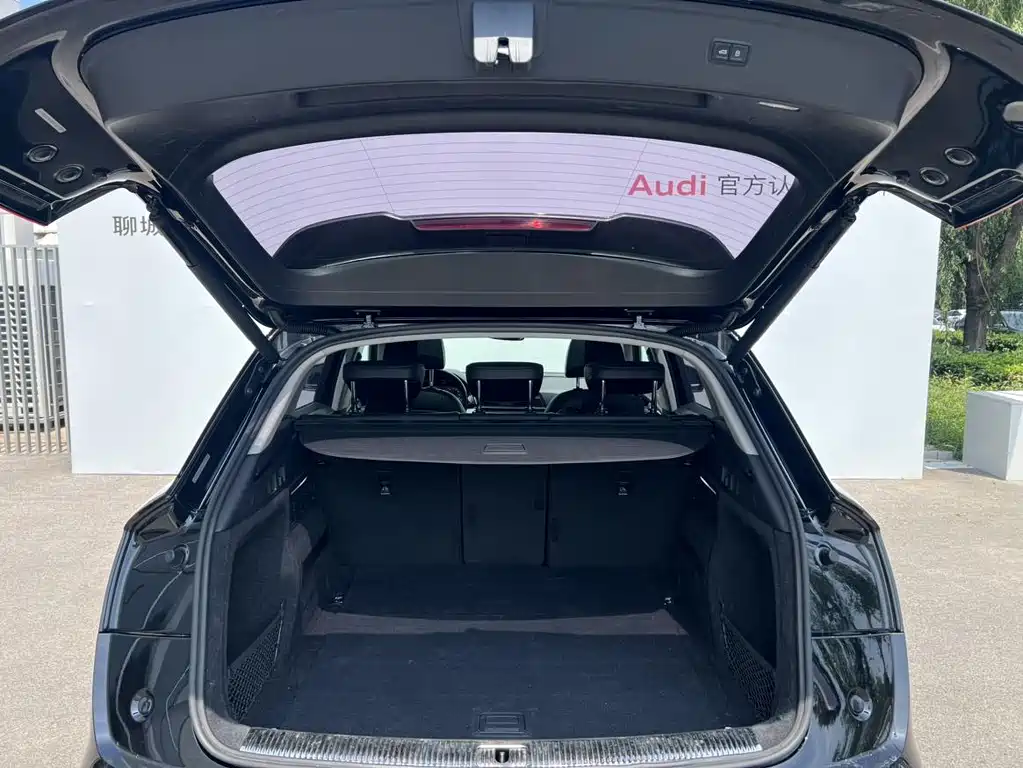Audi Q5L — миниатюра 13