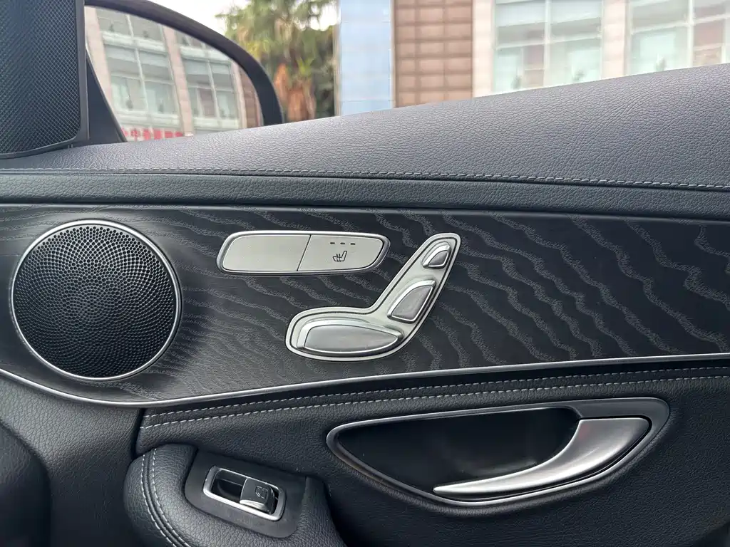 Mercedes-Benz C-Class — миниатюра 20