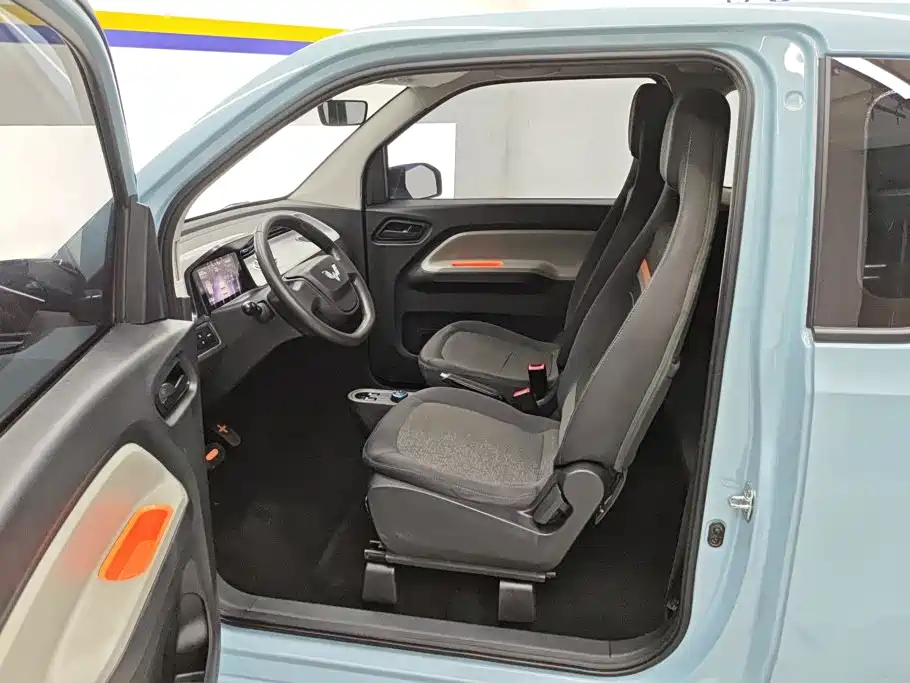 Wuling MINIEV — миниатюра 11