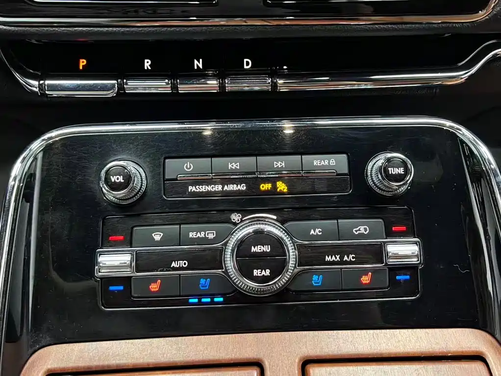 Lincoln Navigator 3.5T Premium Shine Edition China V, фото 9