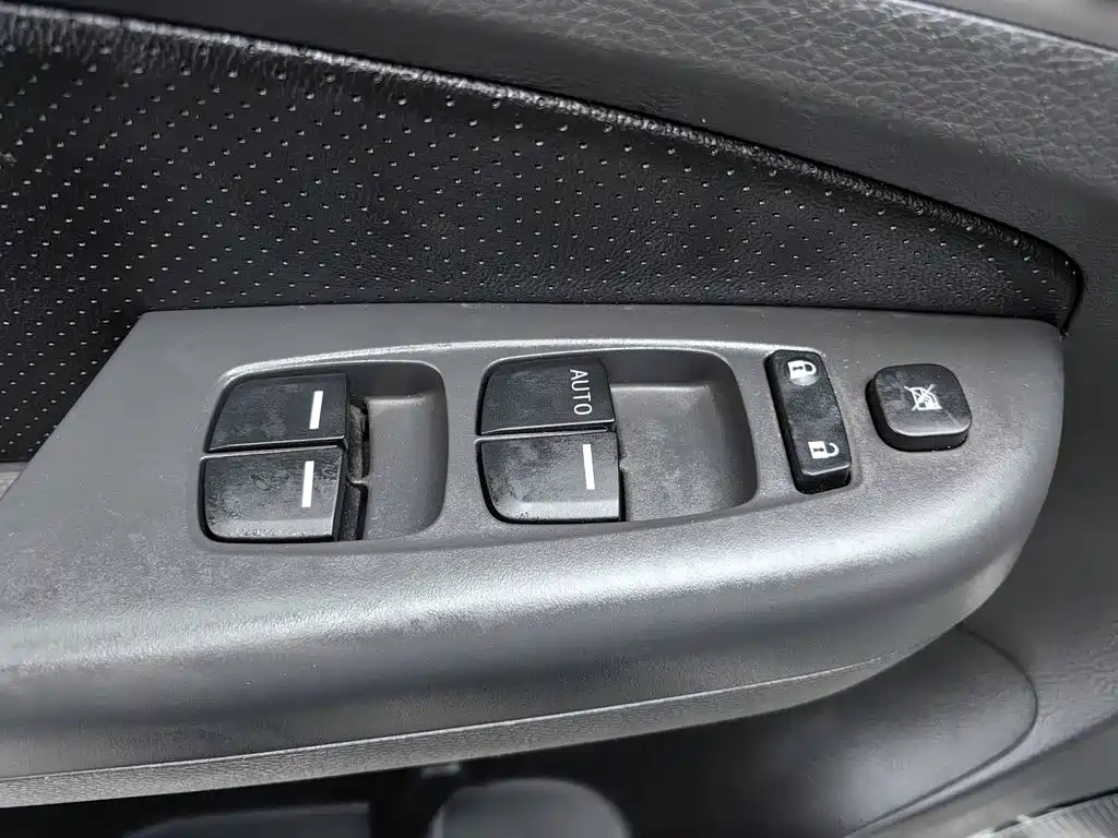 BYD S7 — миниатюра 9
