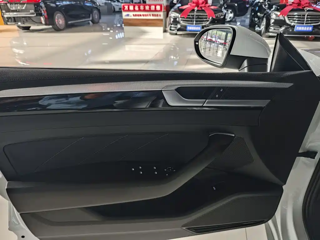 Volkswagen FAW - Passat CC CC 2023 330TSI