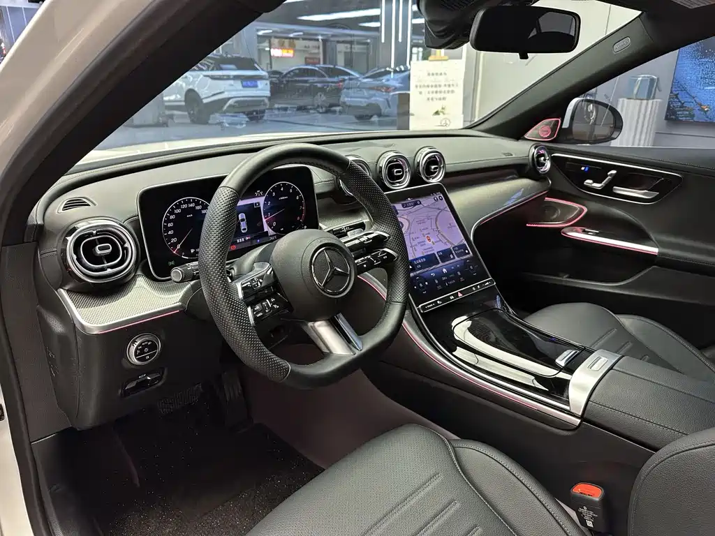 Mercedes-Benz C-Class — миниатюра 4