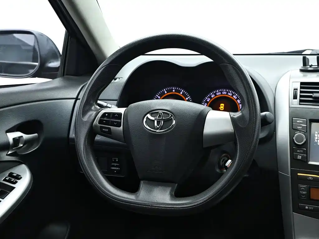Toyota Corolla — миниатюра 14
