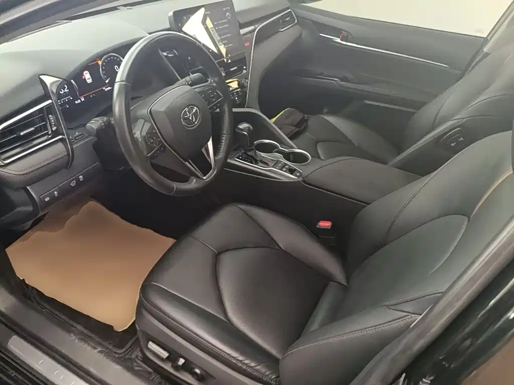 Toyota Camry — миниатюра 15