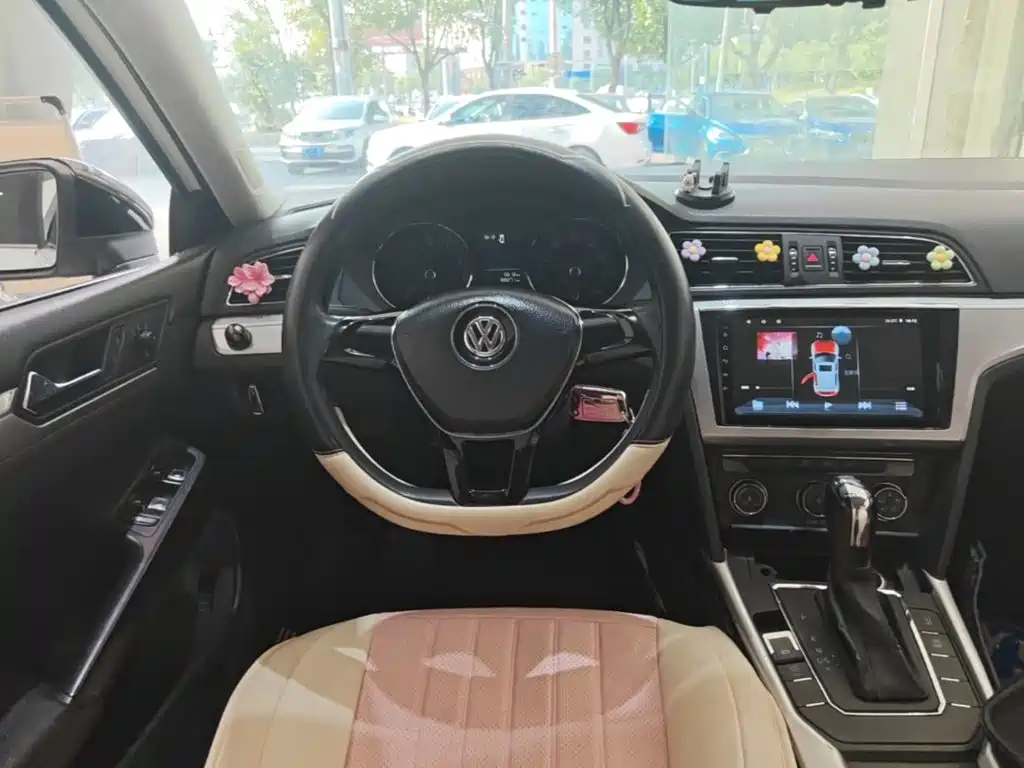 Volkswagen Lamando — миниатюра 11