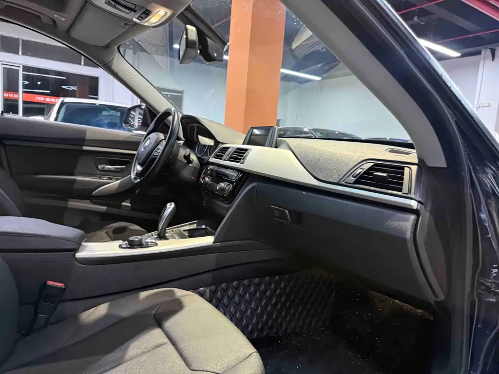 BMW 3 Series GT — миниатюра 10
