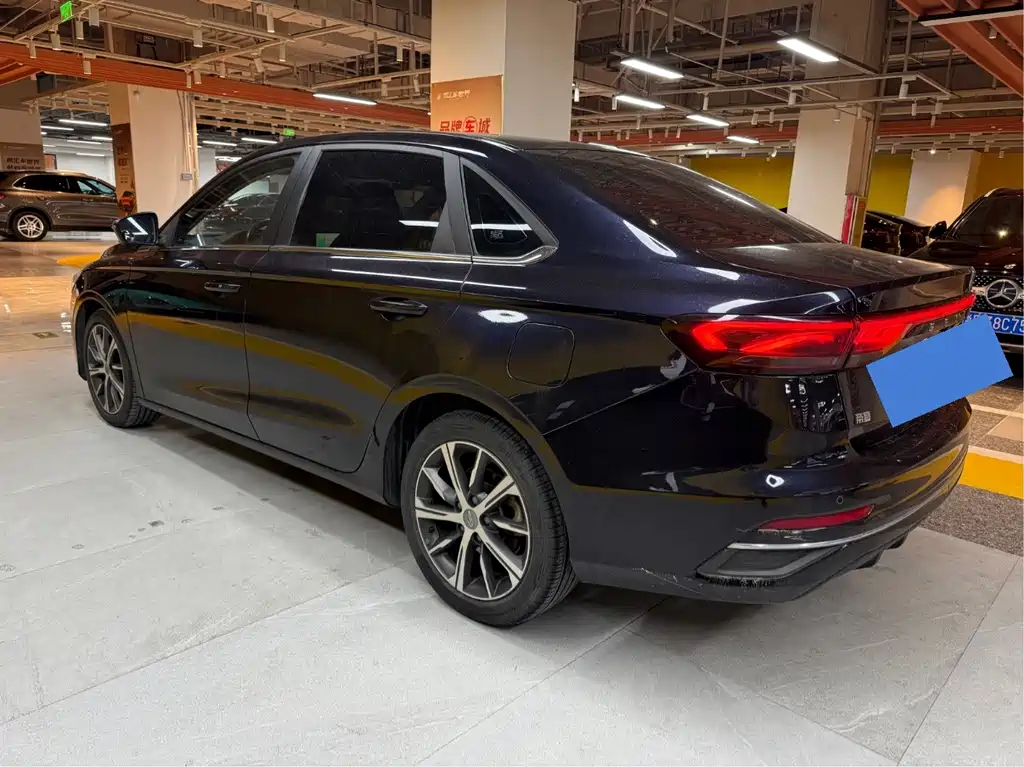 Geely Emgrand — миниатюра 18