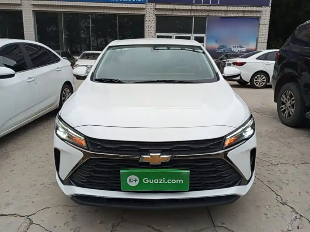 Chevrolet Monza — миниатюра 3
