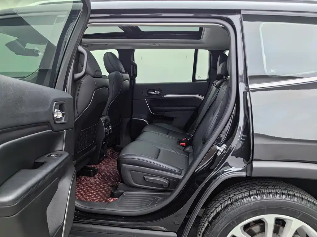 Jeep Grand Commander 2.0T 2WD Leading Edition, фото 12