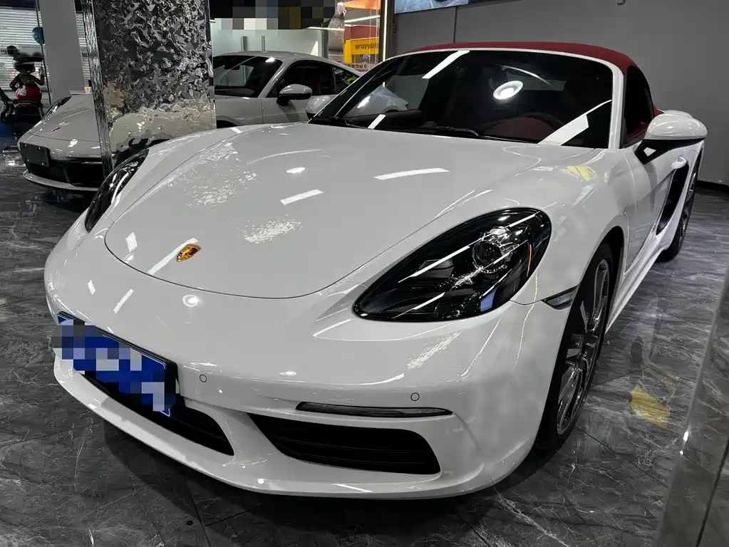 Купить Porsche 718