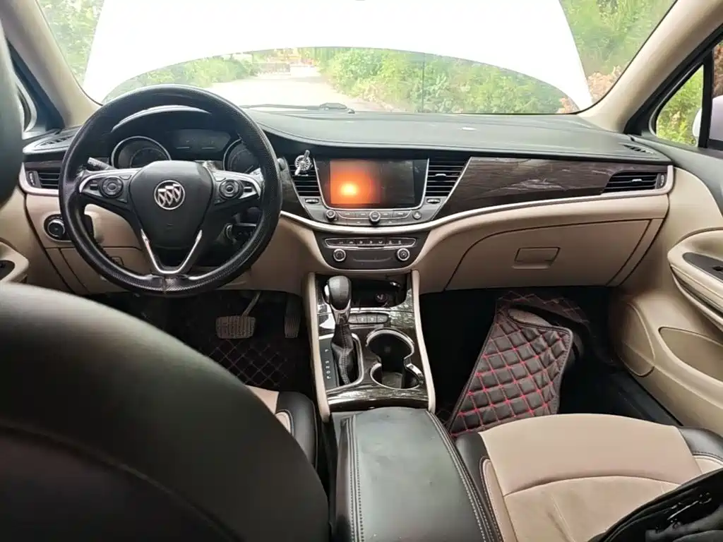 Buick Verano — миниатюра 10