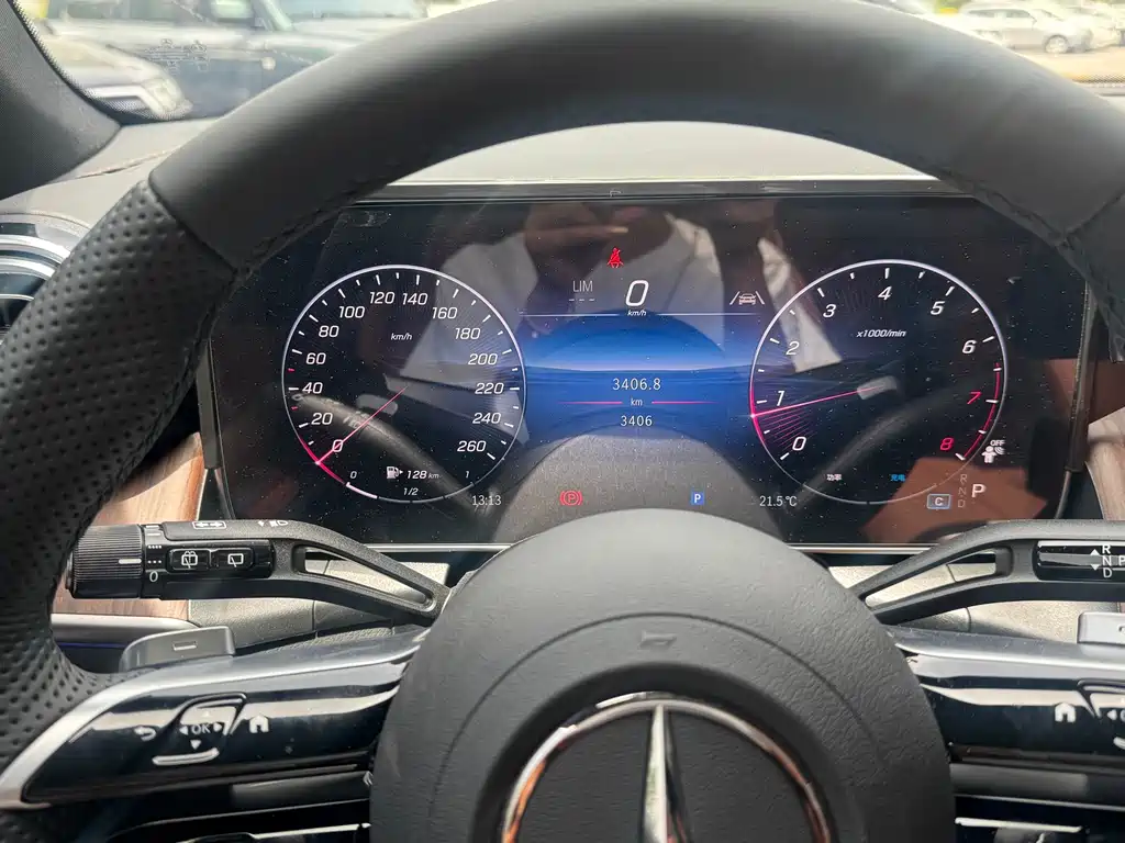 Mercedes-Benz GLC 2025 GLC 300 L 4MATIC 5 мест