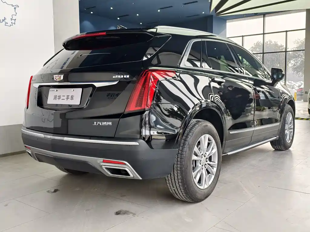 CADILLAC XT5