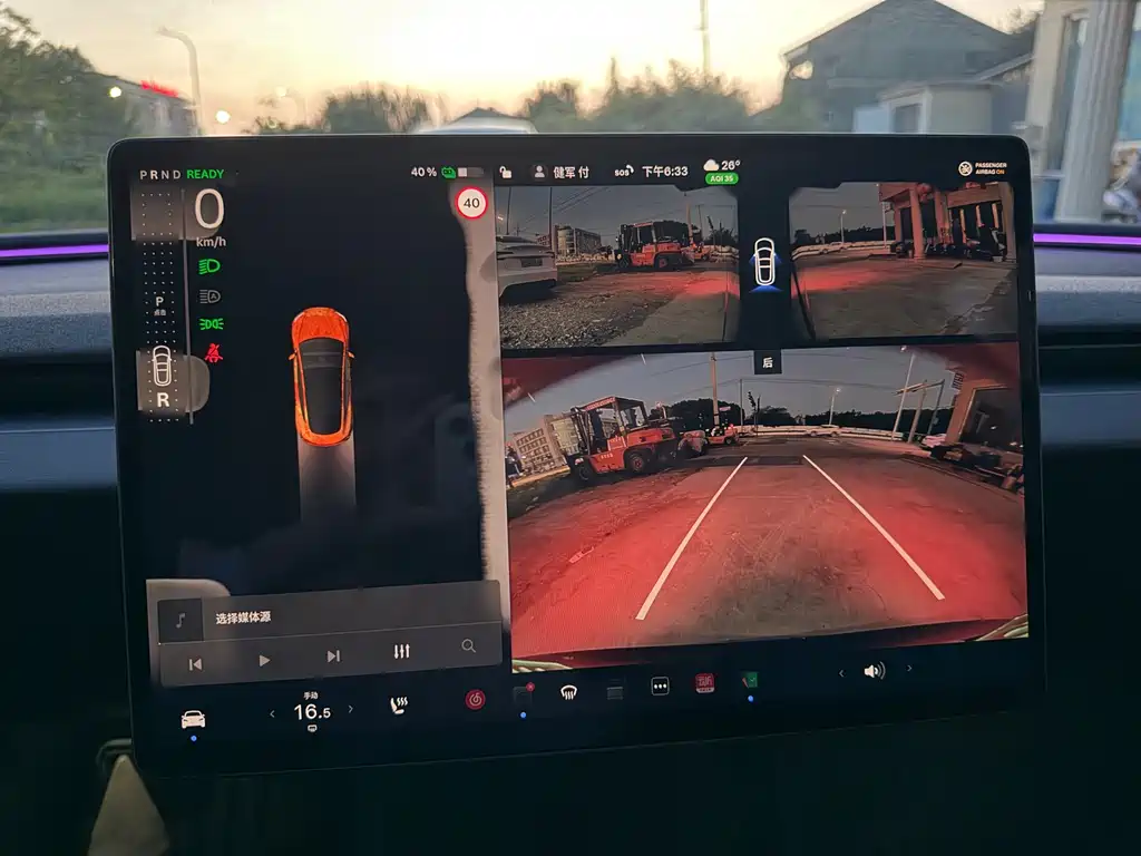 Tesla Model 3 — миниатюра 14