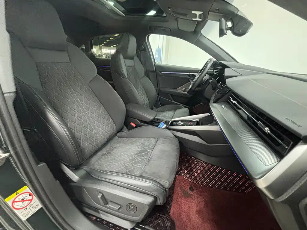 Audi A3 A3L Limousine 35 TFSI Luxury Sport Type, фото 23