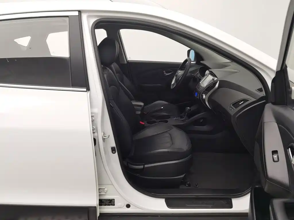 Hyundai ix35 — миниатюра 9