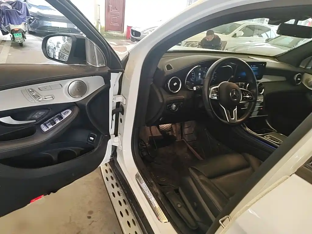 Mercedes-Benz GLC Coupe — миниатюра 16