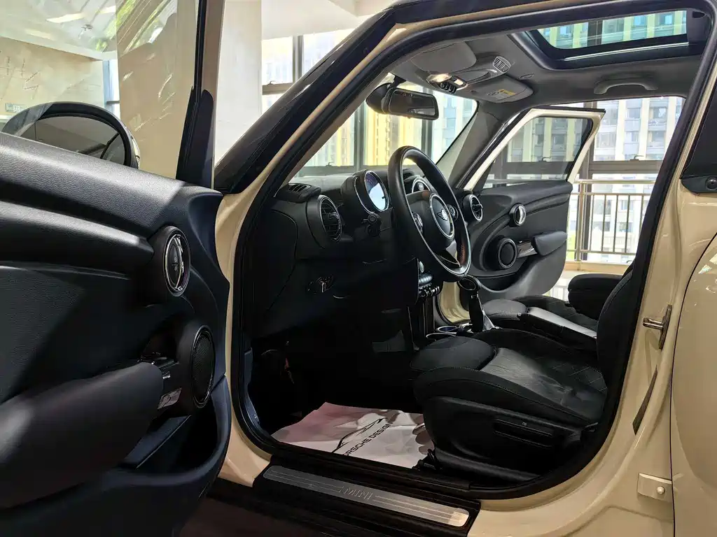 MINI Mini — миниатюра 6