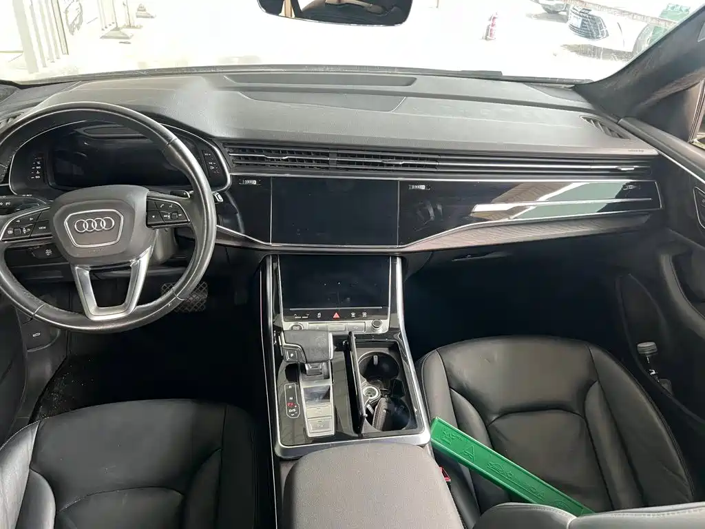 Audi Q8 — миниатюра 5